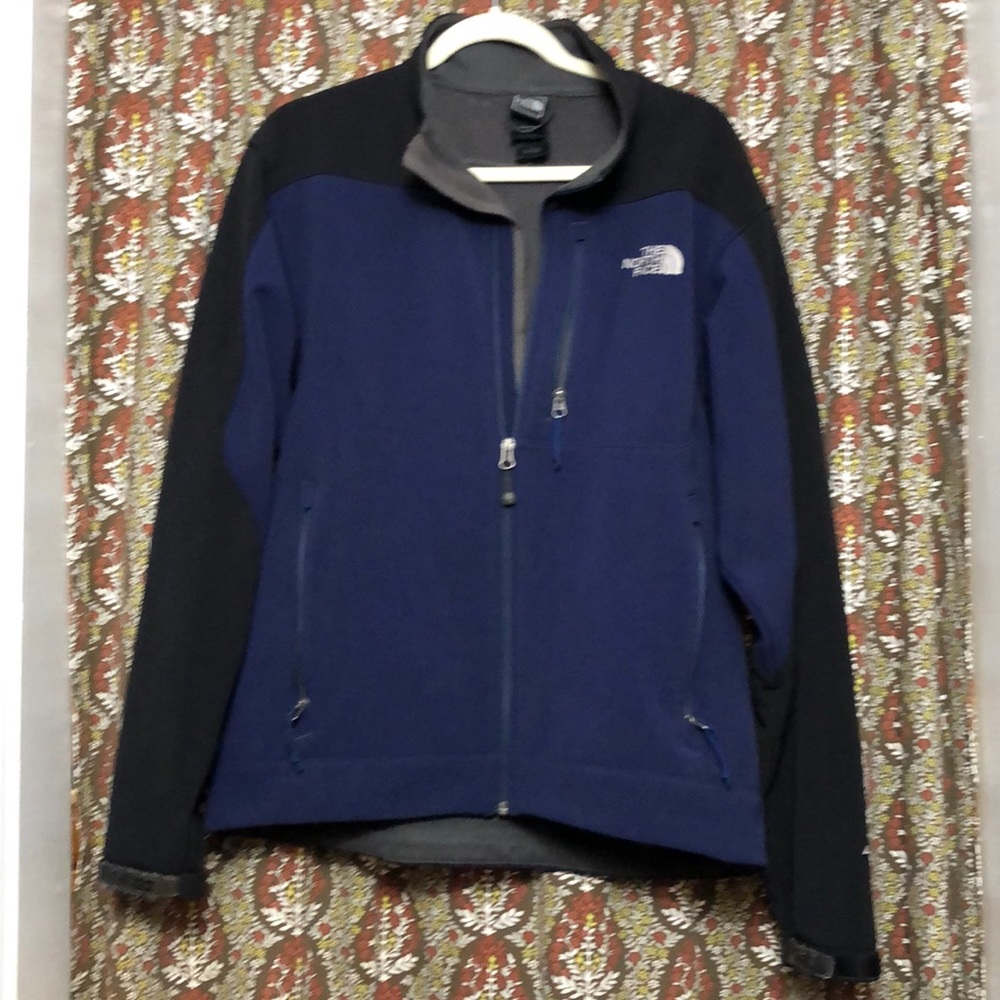 THE NORTH FACE